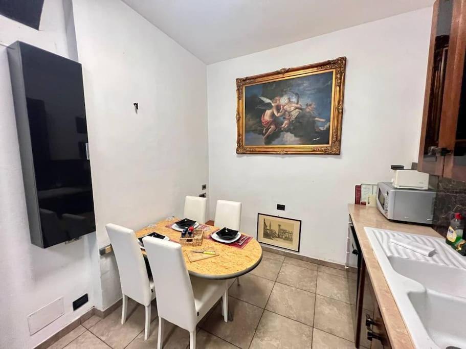 Old Town Florence- Love Apartment מראה חיצוני תמונה